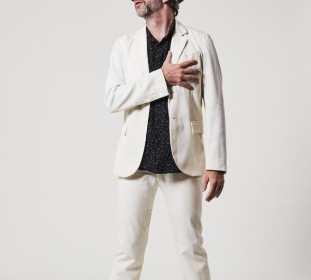 09._arthur_h_c_yann_orhan-min_1