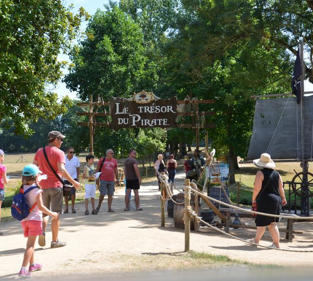 2-Chateau-des-Aventuriers---parcours-Le-Tresor-du-pirate-2019---Chateau-des-Aventuriers
