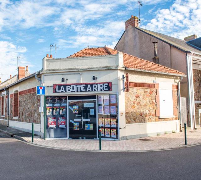 Café-théâtre La Boîte à Rire - 2017-BoiteaRire-01-Credit-AntoineMartineau