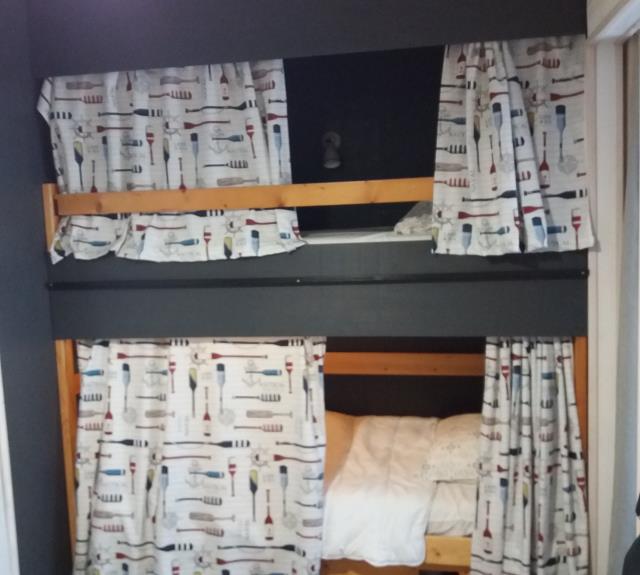 MEUBLÉ CÔTÉ JARDIN-LA FAUTE-SUR-MER-chambre cabine