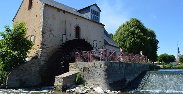 Festival d’arts de la rue l’île en été