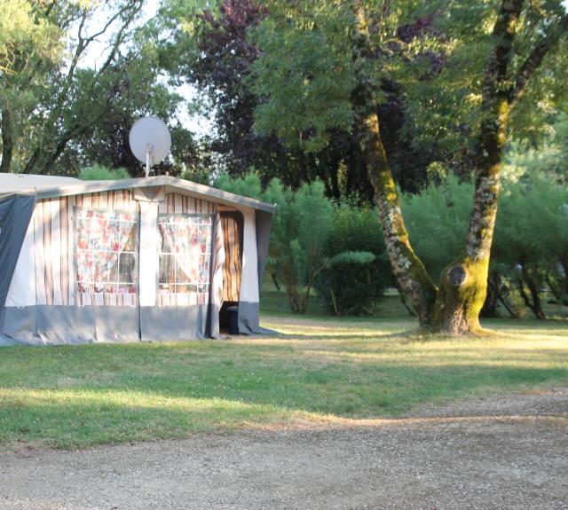 Camping-le-vieux-chene-nalliers-85-hpa (5)