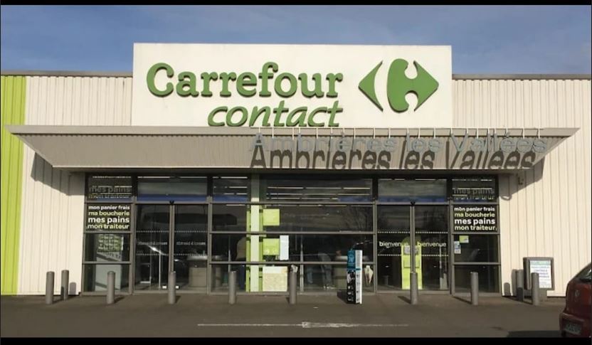 Carrefour contact Ambrières les vallées