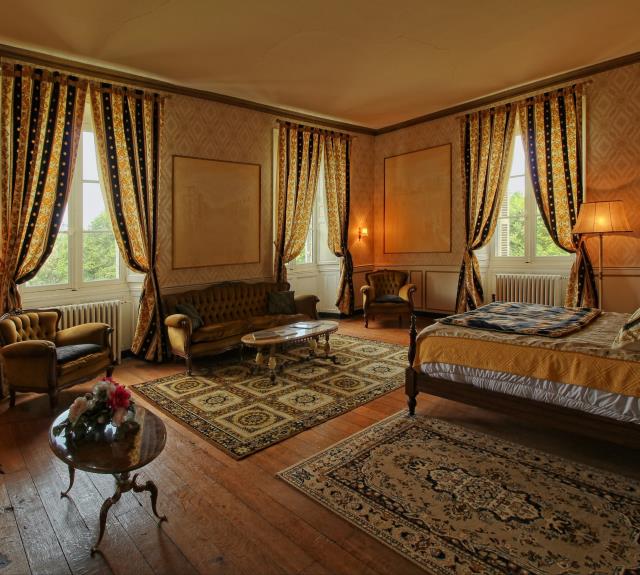ChateauHallay_chambre_venitienne_2-scaled