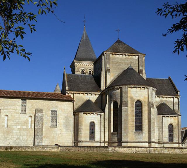 abbaye-d-aliénor-nieul-sur-lautise-85-pcu-4