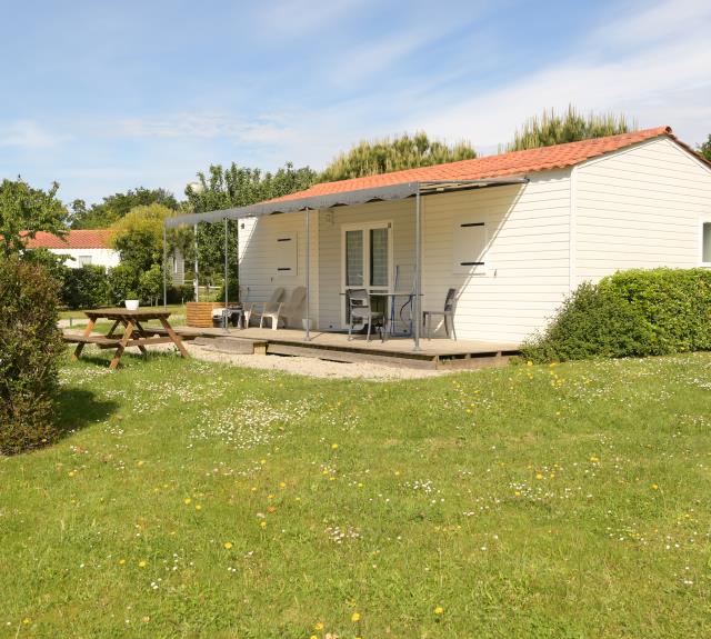 CHALET 2 CHAMBRES - Logement tout équipé, 2 salles d'eau/wc