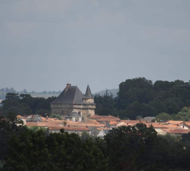 chateau-sigournais-85-pcu-2
