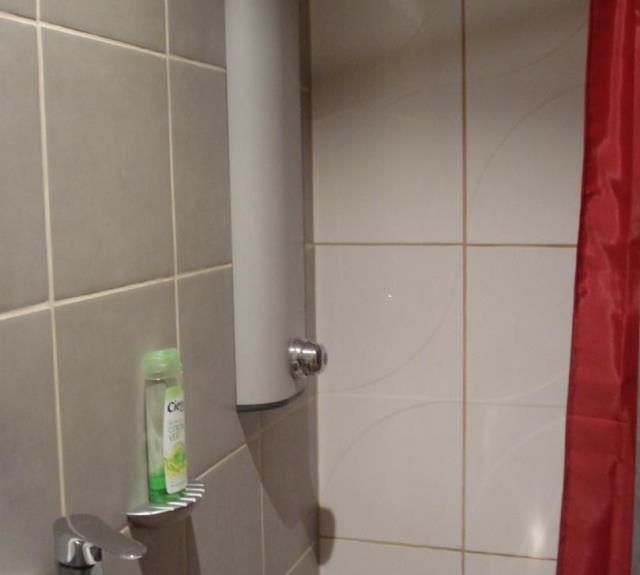 salle d'eau rez de chaussée_14