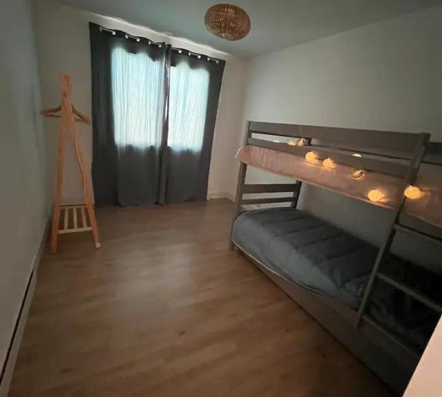 Chambre 3 (2 lits superposés 90)_12