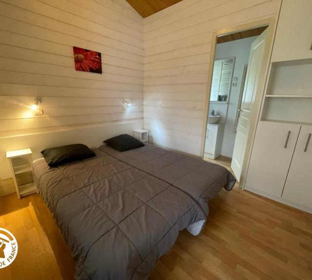 Chambre 1 (1 lit 140)_3
