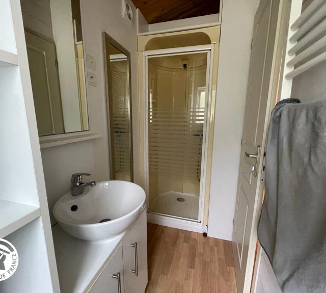 Salle d'eau privative chambre 2_10