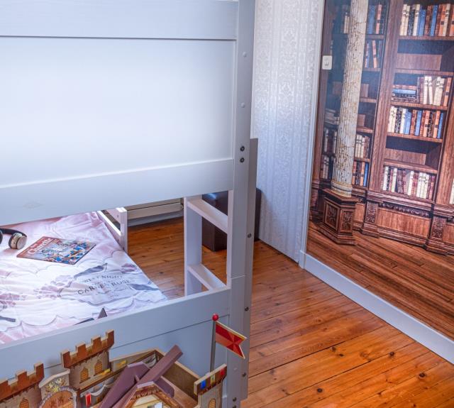 Chambre 2 (2 lits superposés 90 + 1 lit tiroir 90)_53