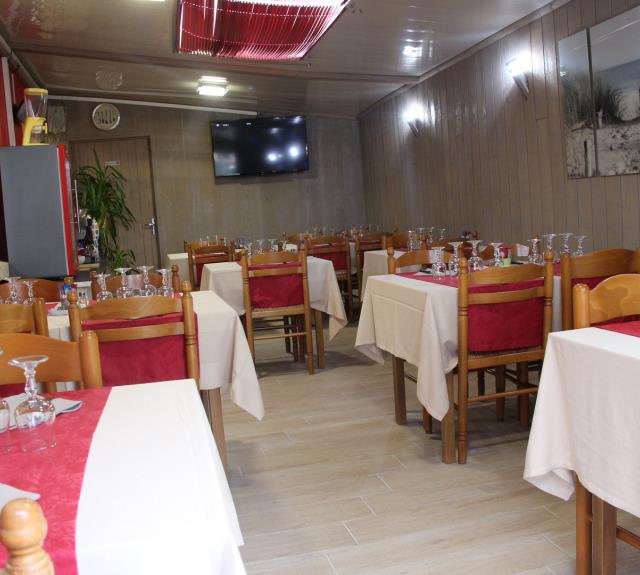 Salle petit déjeuner