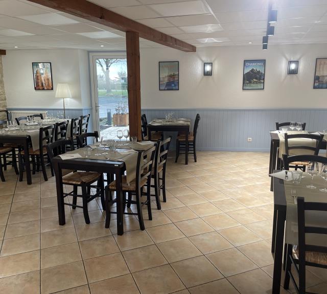 Salle principale Le Moulin Cécile Chasnais