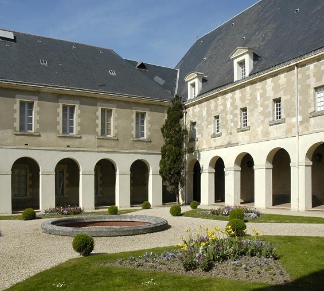 Les%20Sables%20d%20Olonne%20Pool%20ABBAYE%203