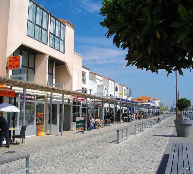 Les_Sables_d_Olonne_Pool_OLONA_1