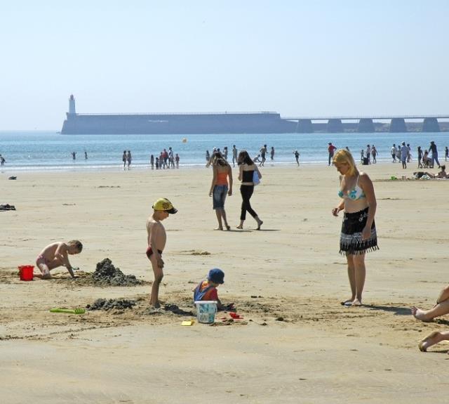 Les_Sables_d_Olonne_Pool_PLAGE_4