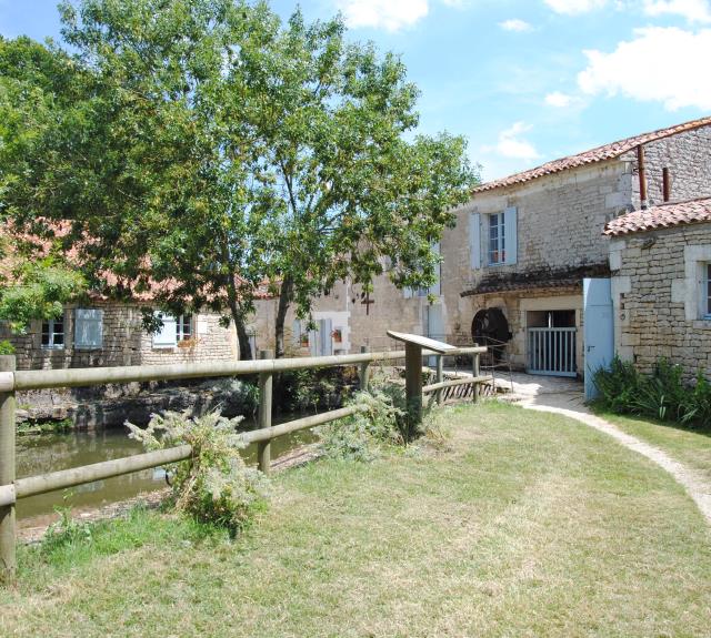 Maison-meunerie-nieul-sur-lautise-85-pcu-1