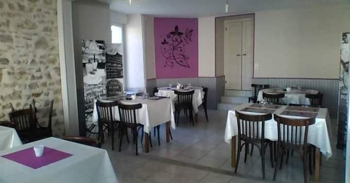 RES53- restaurant la Charnie1