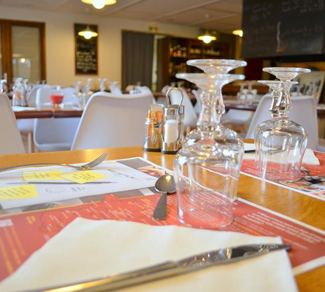 Restaurant-Hotel-Balladins-La-Roche-sur-Yon-n-3