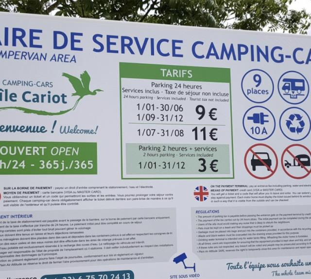 aire_camping_car_panneau