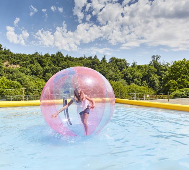 Les Water-Ball
