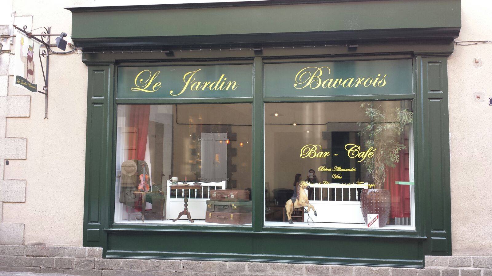 Bar Le Jardin Bavarois à Laval