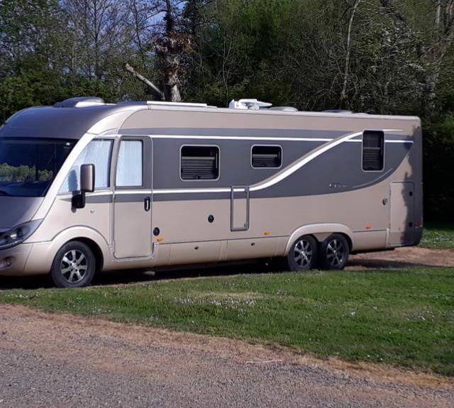 camping-avrille-mancellieres-camping-car