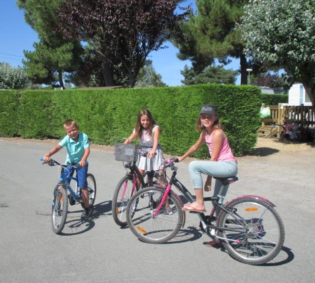 Enfants et vélos