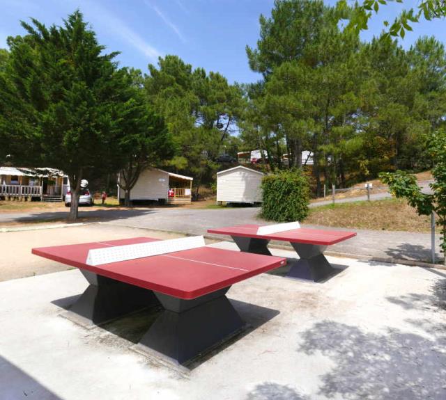 camping-jard-mer-ventouse-table-ping-pong