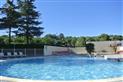camping-les-brunelles-longeville-sur-mer-piscine-exterieure