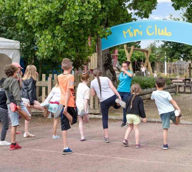 camping-st-hilaire-foret-grand-metairie-club-enfants