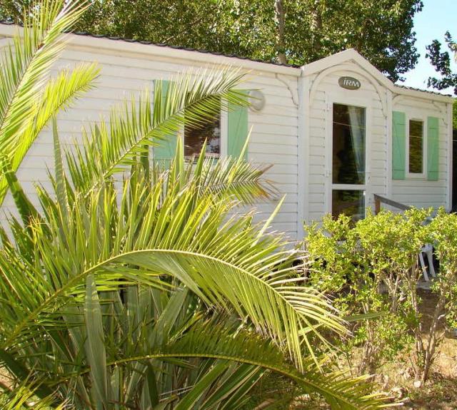 camping-talmont-st-hilaire-veillon-plage-mobil-home