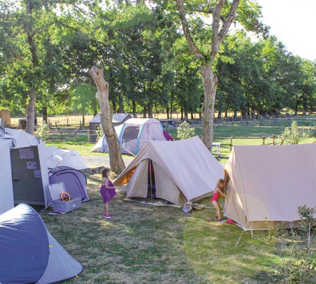 camping_tente_montaigu
