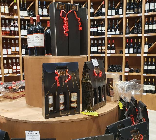 cave-a-bieres-vins-divin-et-demi-fontenay-le-comte-vendee-85200-5