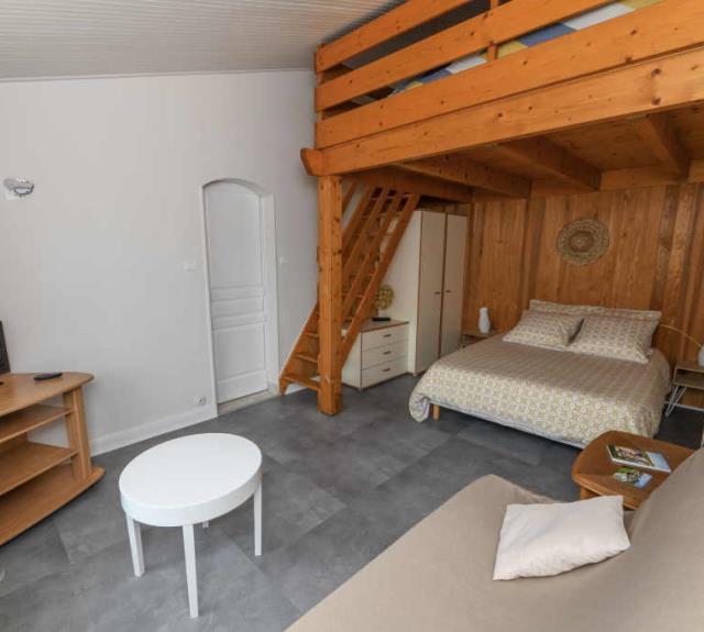 chambre-hotes-jard-mer-residence-romaric-chambre-chambre-familiale-renovee