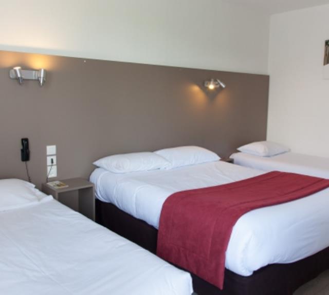 chambre quadruple (640x382)