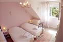 chambreshotes-legrandfief-chantonnay-85-hlo11jpg