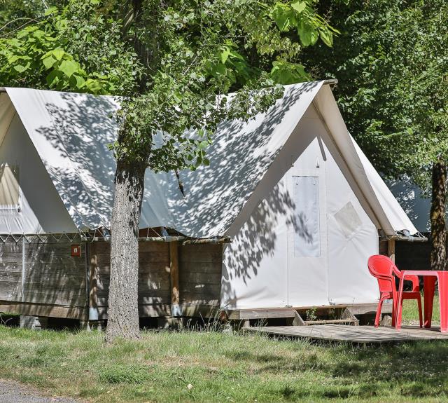 camping-flower-le-pavillon-les-achards-85-hpa-6