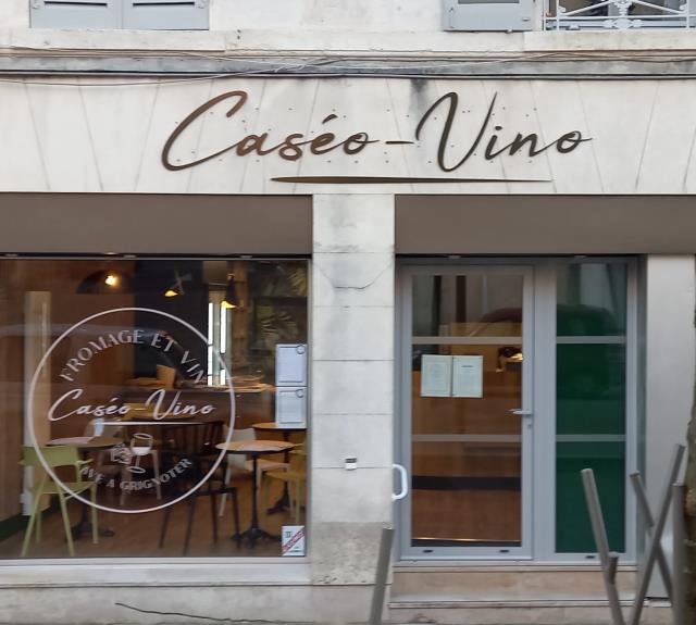fromage-vin-cave-a-grignoter-caseo-vino-fontenay-le-comte-vendee-85200-6