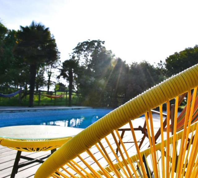 gite-campagne-talmont-domaine-guittiere-piscine-chauffee-exterieure