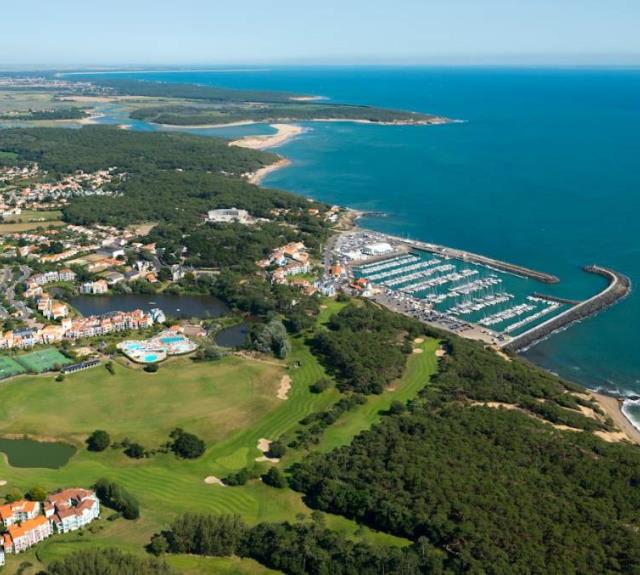 GOLF BLUE GREEN PORT BOURGENAY | Vendée Tourisme