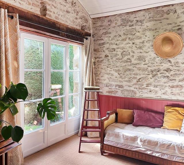 hebergement-groupe-domaine-guittiere-gite-campagne-chambre-appoint