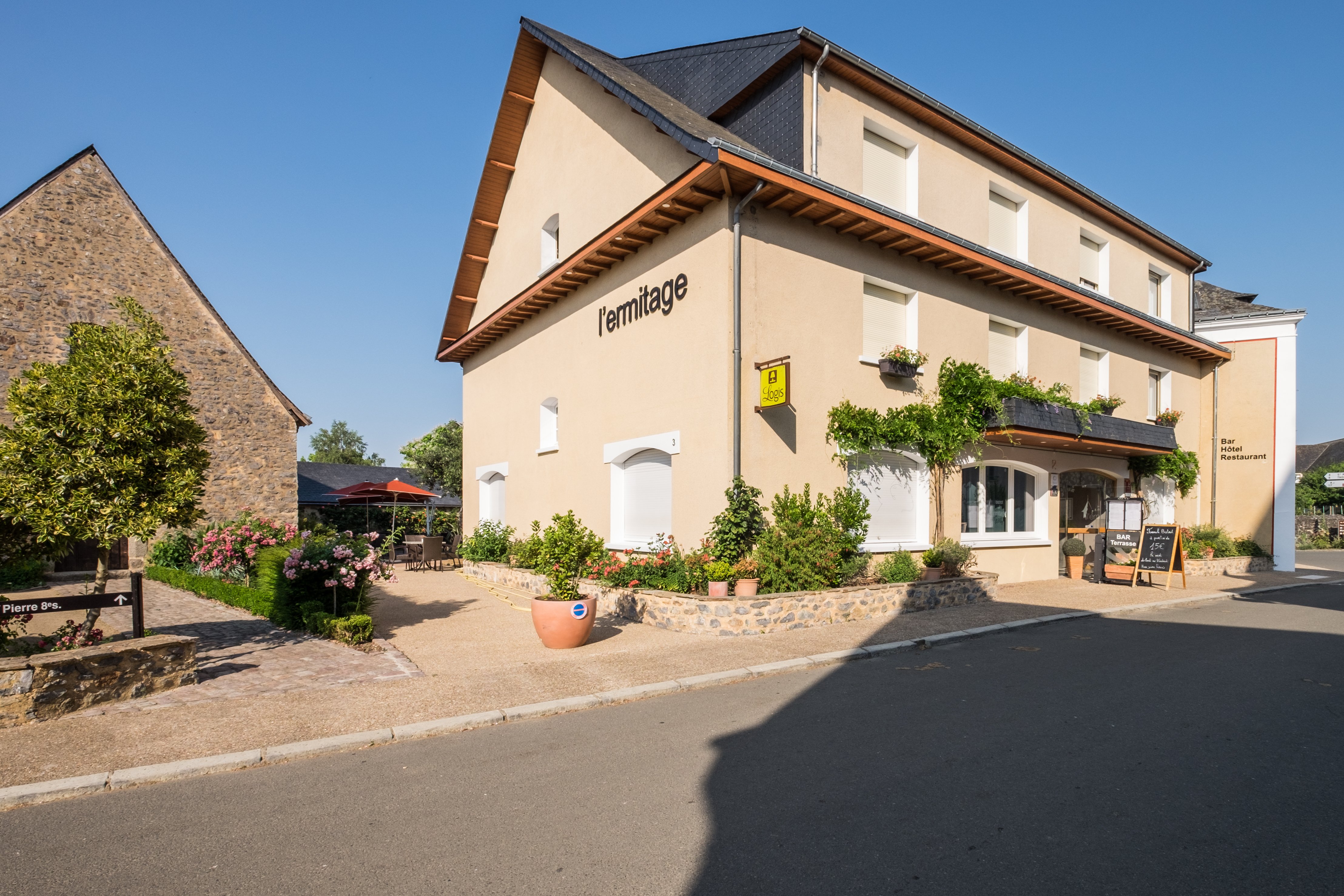 LOGIS HOTEL & RESTAURANT L&rsquo;ERMITAGE